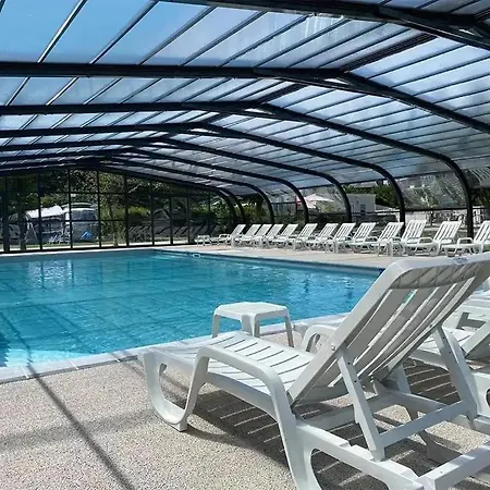 3 Etoiles - Piscine - Ccbfhia