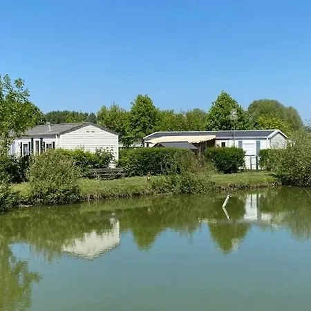 3 Etoiles - Piscine - Ccbfhia